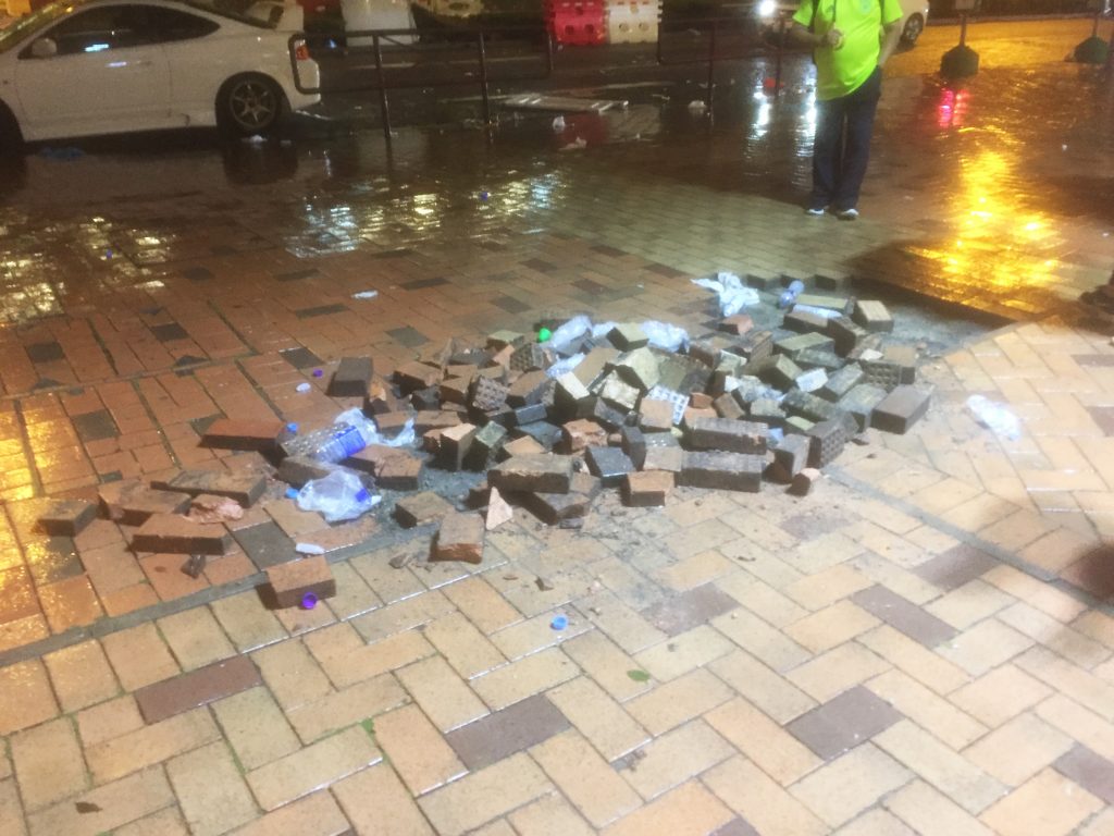 Bricks Dup Up - Tsuen Wan Protests
